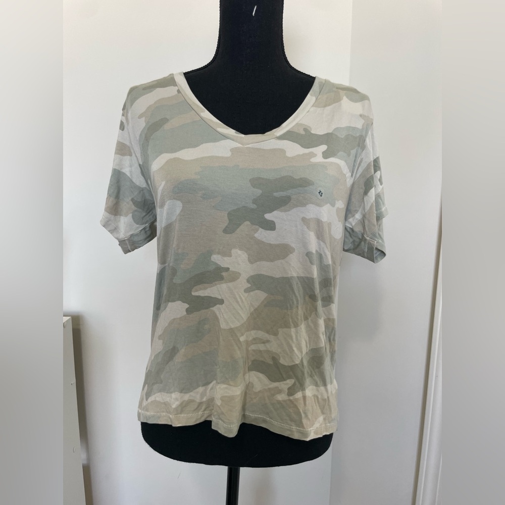 American Eagle Outfitters Soft & Sexy Tee